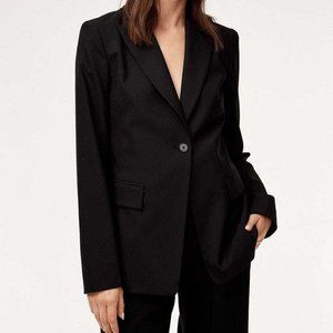 Aritzia Babaton Xavier Blazer Size 4